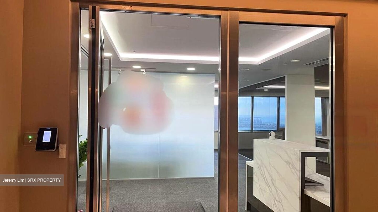Oue Downtown (D1), Office #452367431